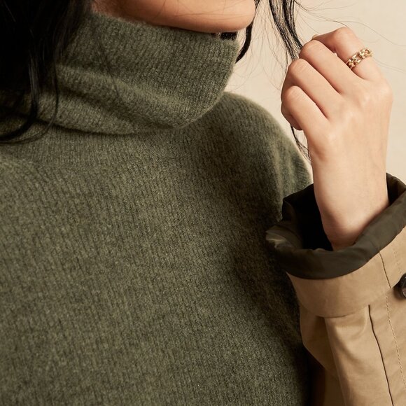 Banana Republic Aire Turtleneck Wool Blend Sweater Loden Green S - Picture 3 of 14